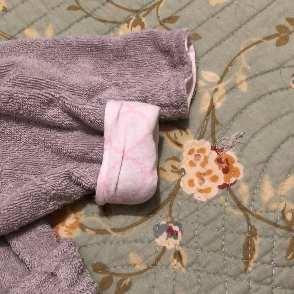 HB baby bathrobe